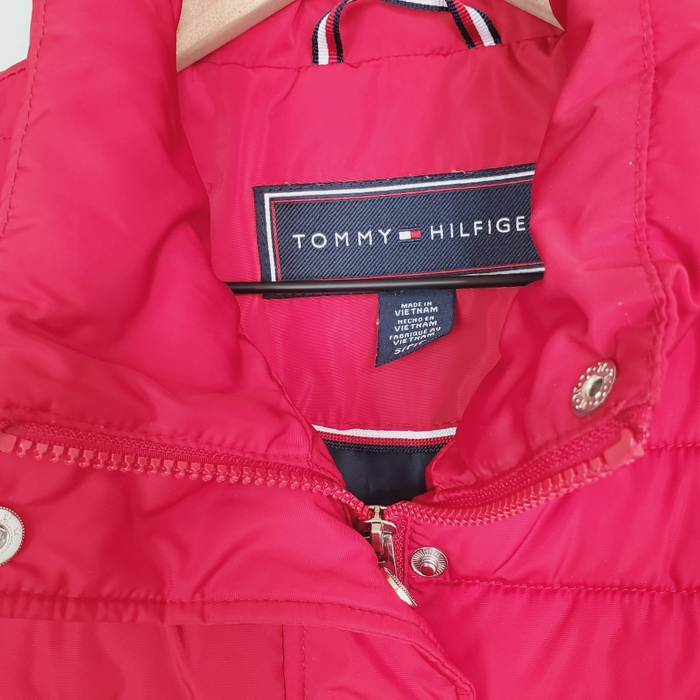 Tommy Hilfiger Red Puffer Vest Jacket - Size Small - Picture 7 of 17